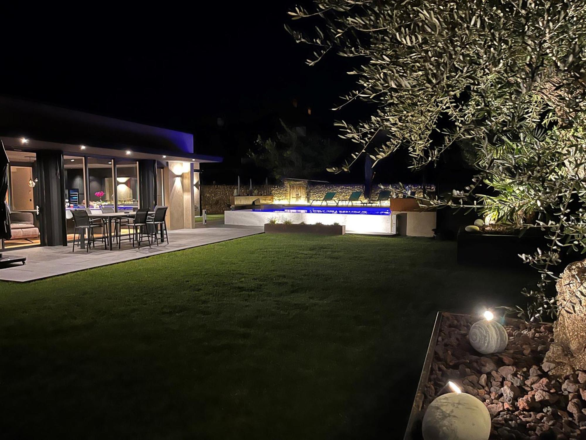 La Villa Cosy Еспалион Екстериор снимка